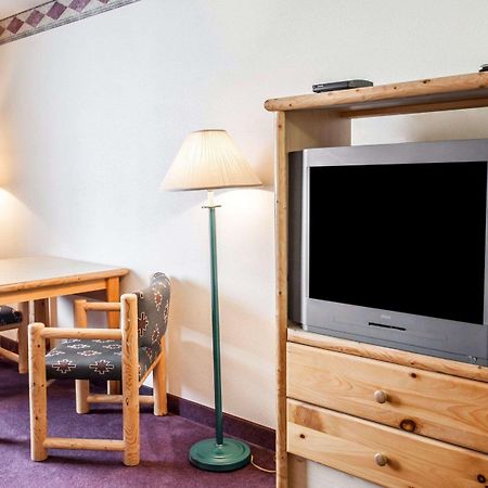 Rodeway Inn & Suites Spokane Valley Ngoại thất bức ảnh