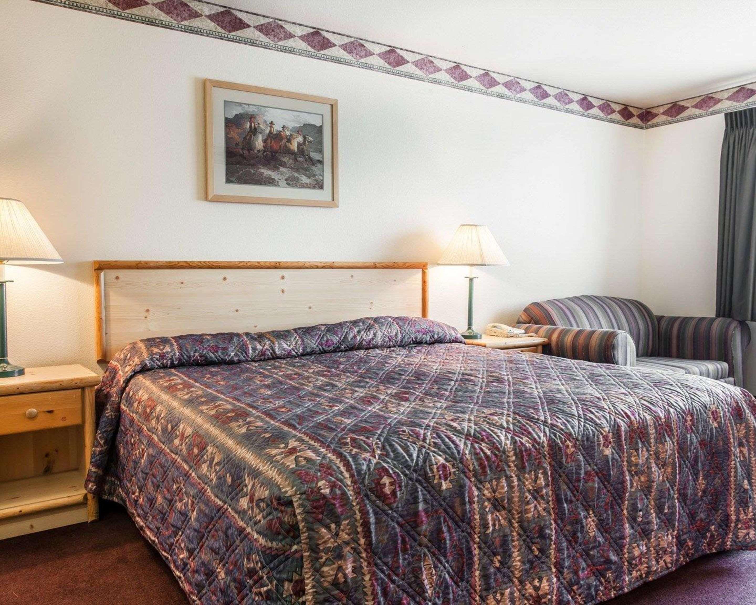 Rodeway Inn & Suites Spokane Valley Ngoại thất bức ảnh