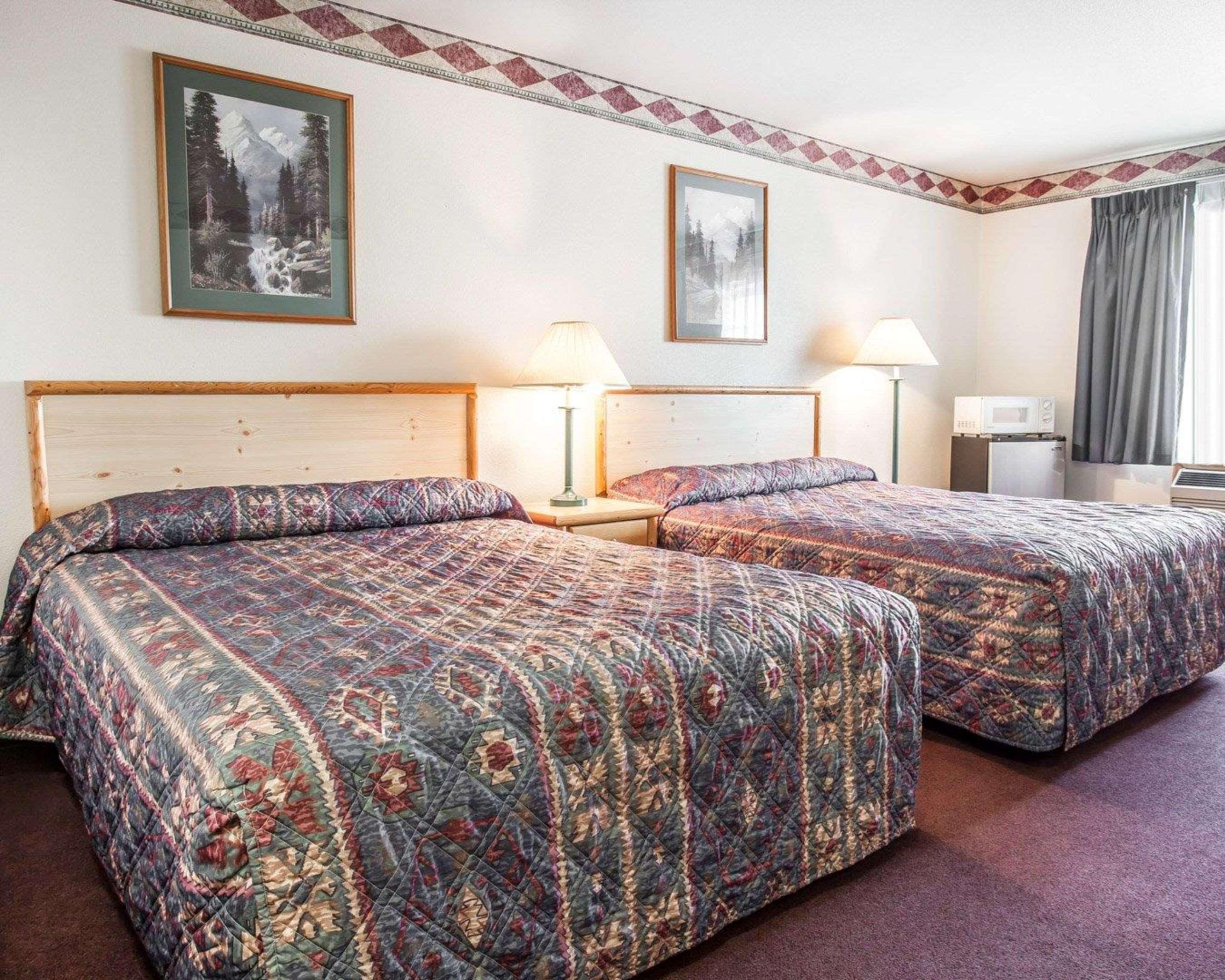 Rodeway Inn & Suites Spokane Valley Ngoại thất bức ảnh