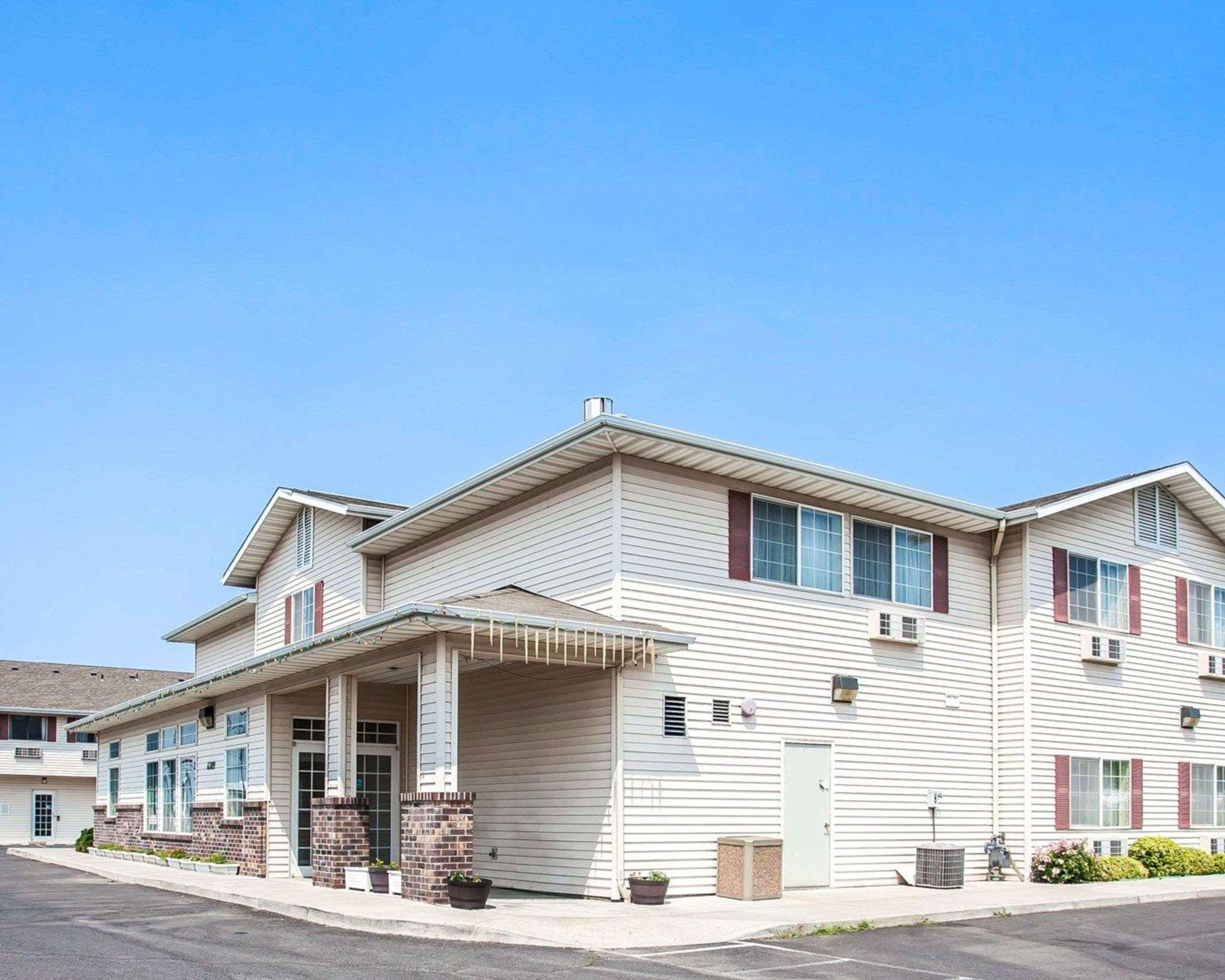 Rodeway Inn & Suites Spokane Valley Ngoại thất bức ảnh