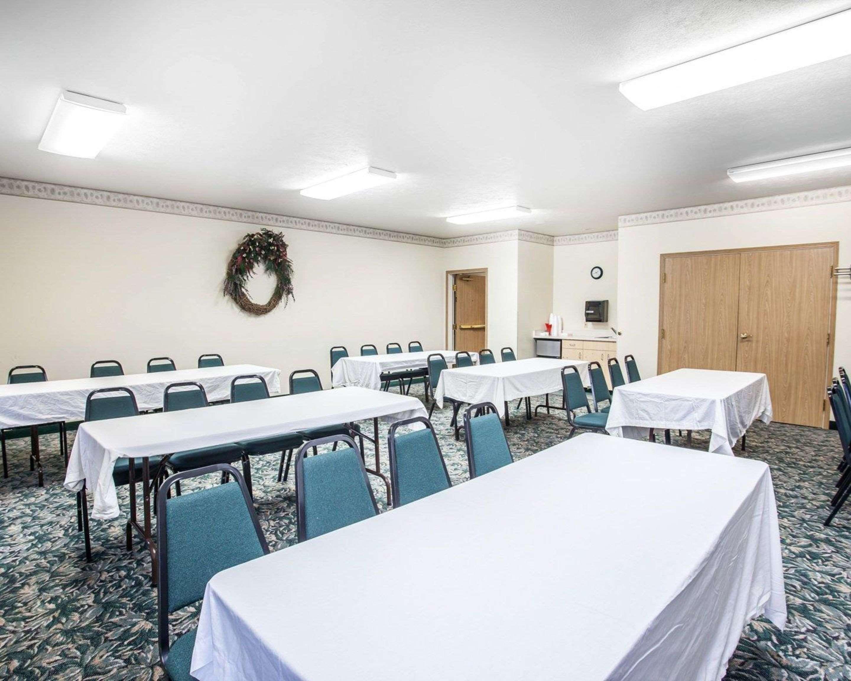 Rodeway Inn & Suites Spokane Valley Ngoại thất bức ảnh